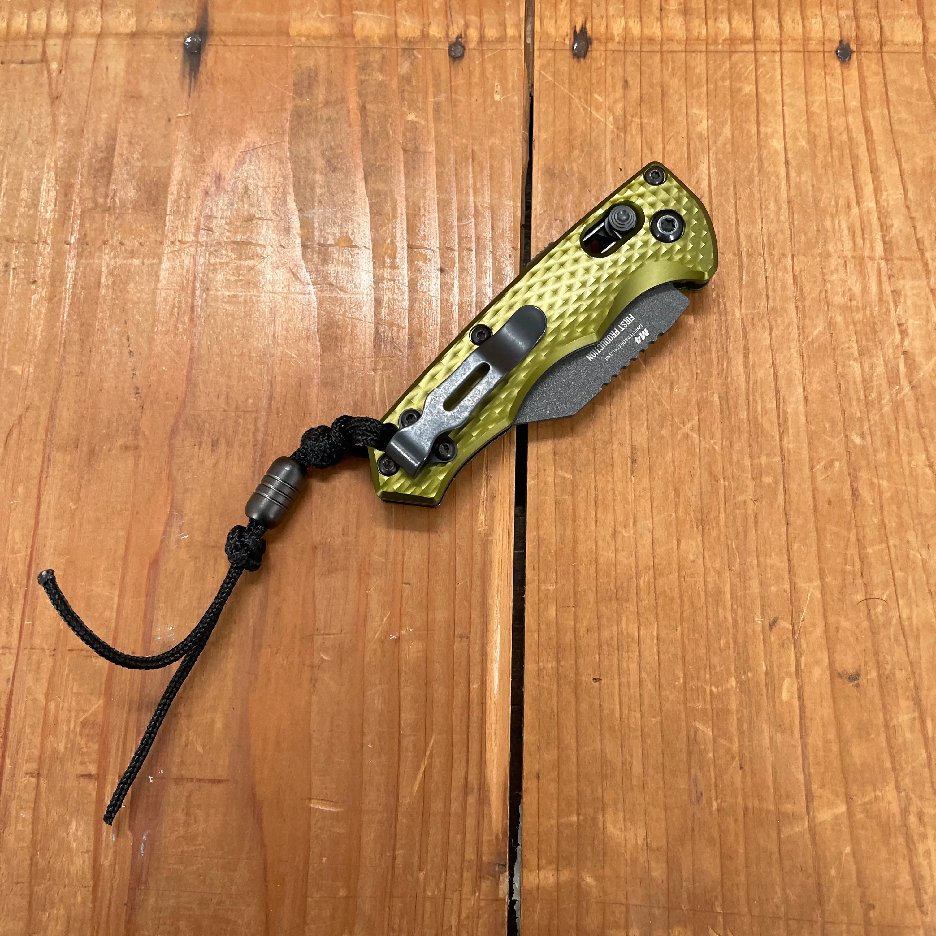 Benchmade 2950BK-2 Partial Immunity Wharncliffe CPM-M4 Auto AXIS Lock Woodland Green Handle