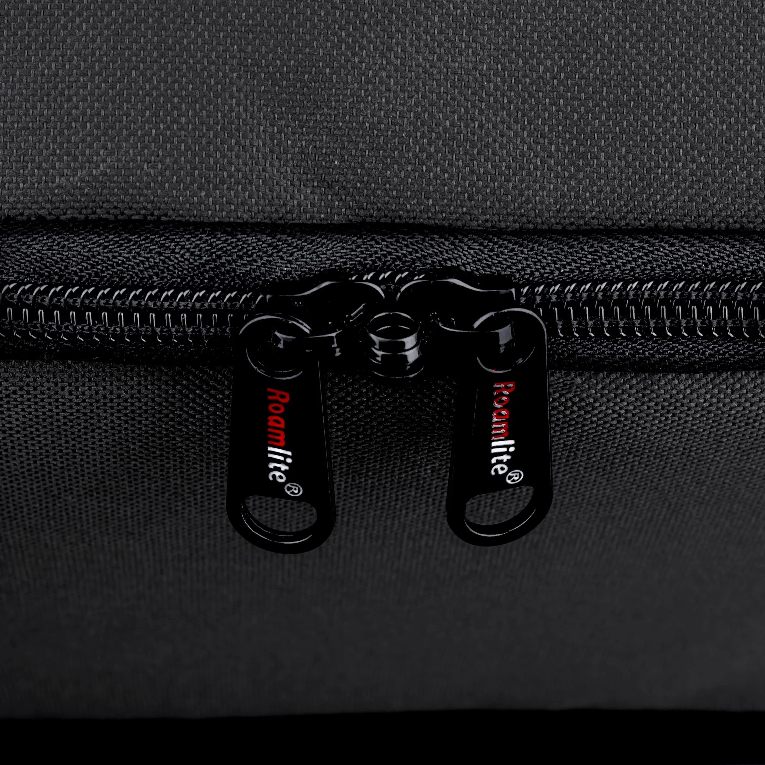 Roamlite Extra Large 70L Duffel Bag - Black
