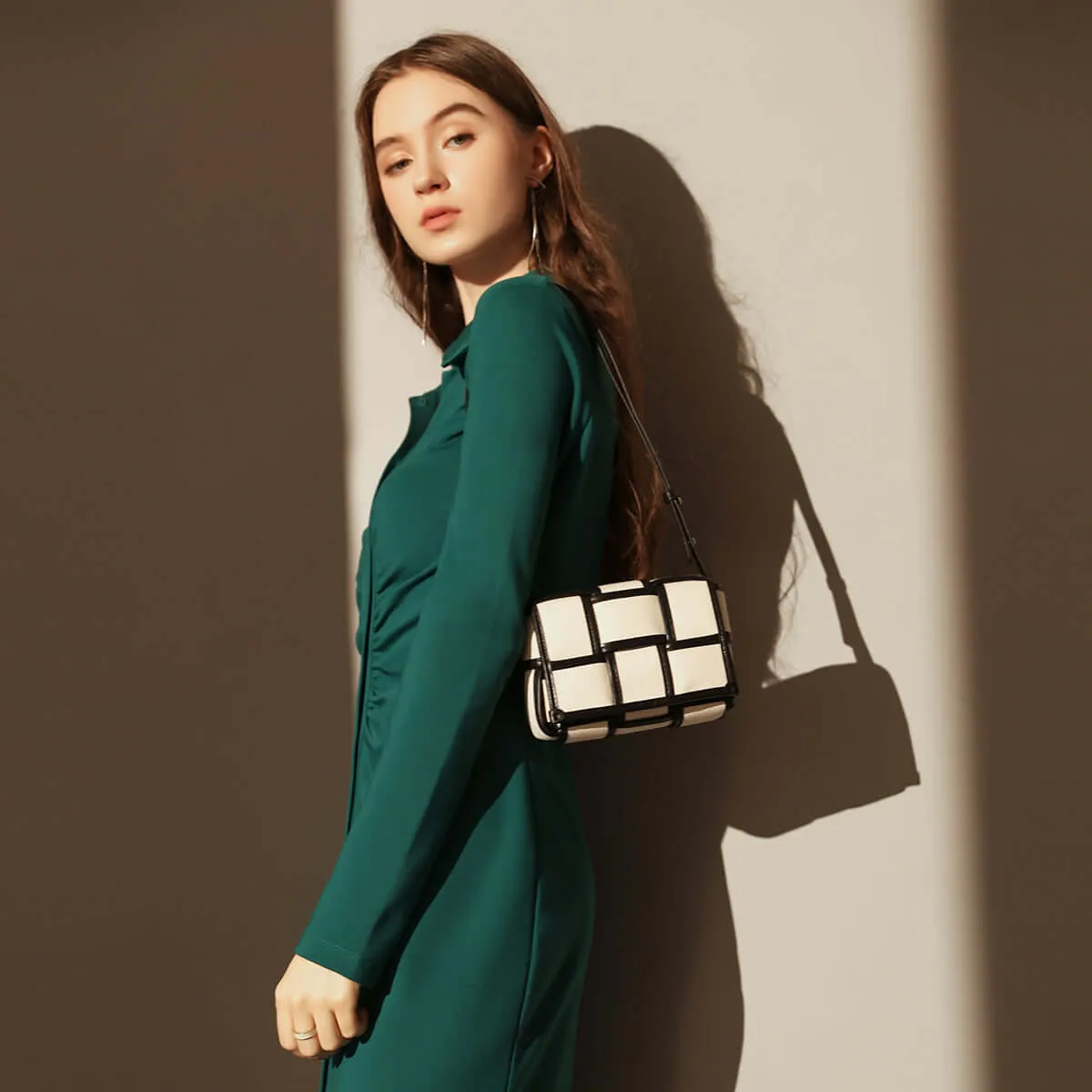 Woven Black and White Top Handle Bag